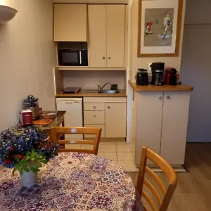  Appartement Cosy Ty Avel Avec Parking , Balcon & Wifi France